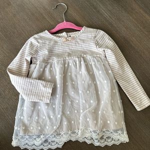 Savannah little dress size 24m/ 2T